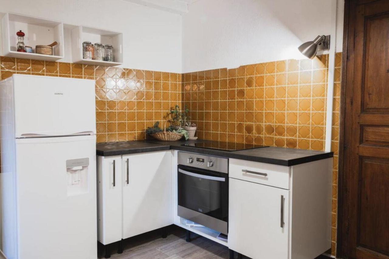 La Coletta Bel Appartement Typique Avec Balcon Centre Piana П'яна Екстер'єр фото